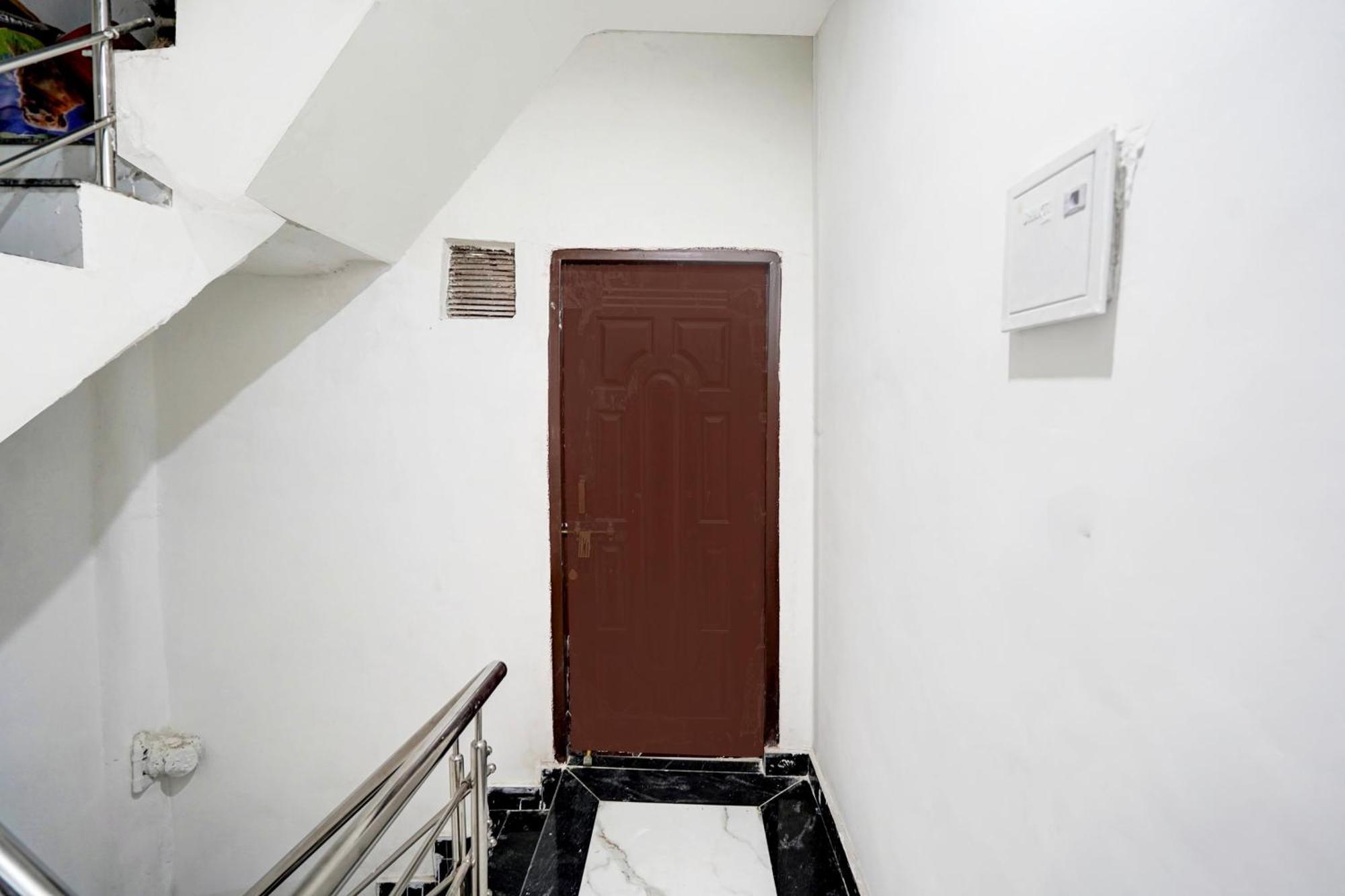 Hotel O Laxmi Guest House Βαρανάσι Εξωτερικό φωτογραφία